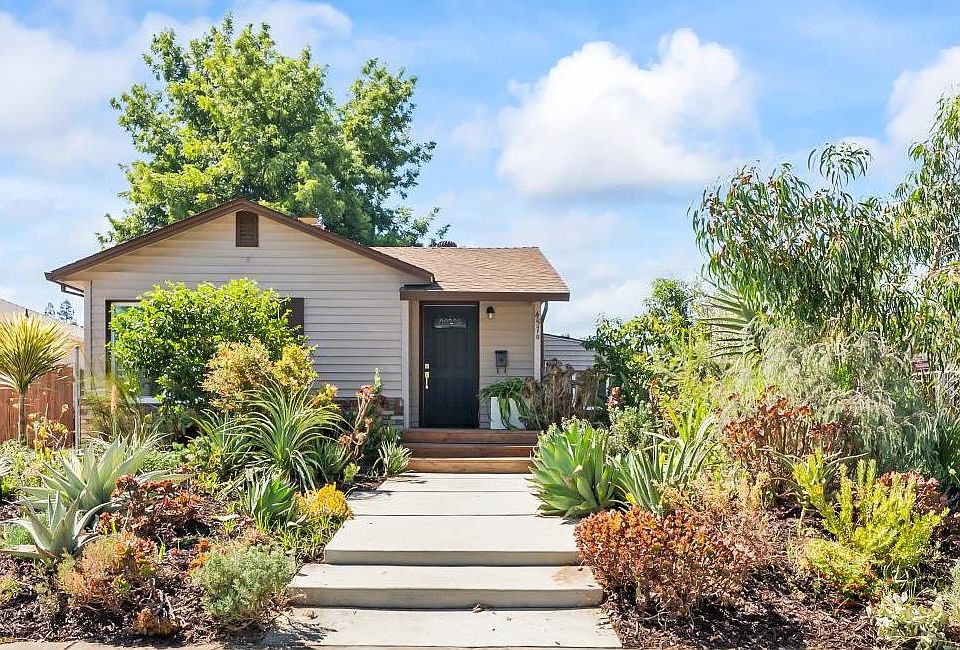 1st image of 4570 Soledad Ave