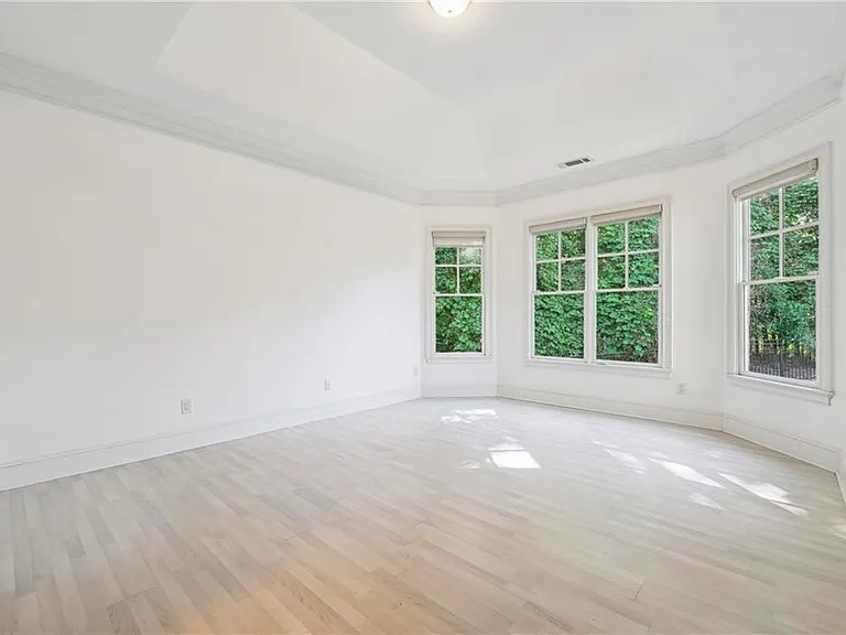 1330 Atherton Park — Photo 15