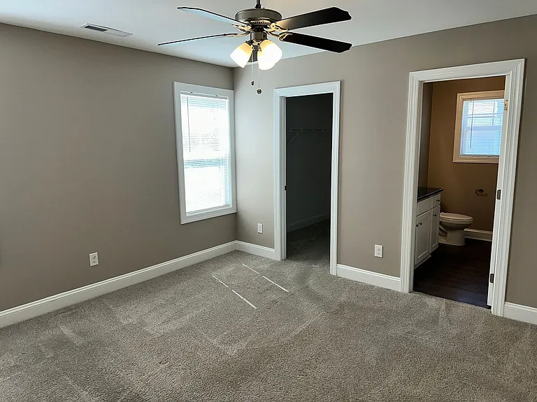 815 S Church St — Photo 8
