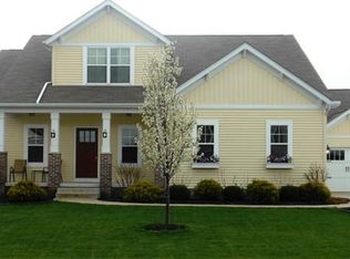 2894 Castle View St NW, Uniontown, OH 44685