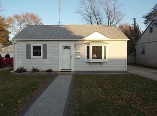 1919 Blaine Ave, Racine, WI 53405