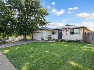 713 Lewis St, Yreka, CA 96097