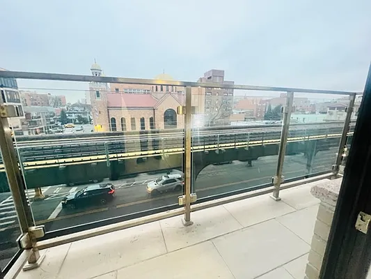 Rented by Nest Seekers International | media 38