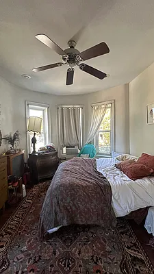 Rented by Garfield Realty  | media 4