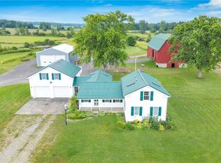 680 Centerline Rd, Strykersville, NY 14145