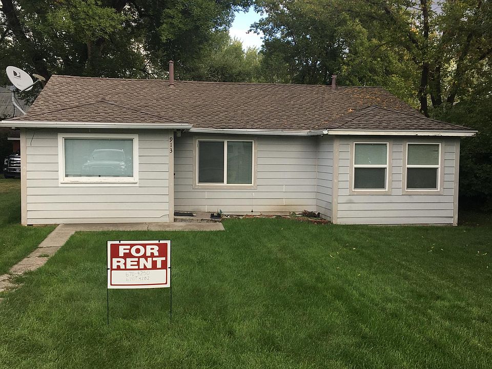 1st image of 913 N 22nd St