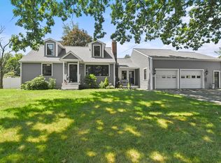 49 Hopkinton Rd, Westborough, MA 01581