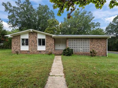 2400 Four Seasons Blvd, Greensboro, NC, 27407
