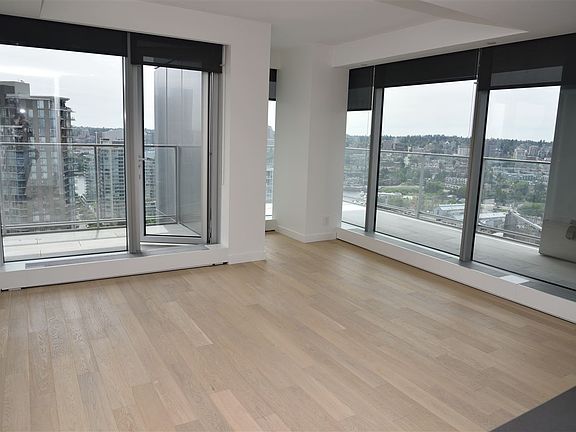 2nd image of 1480 Howe St #3002