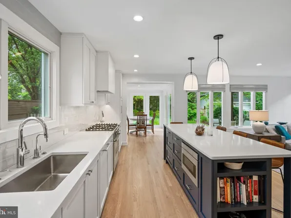 7301 Summit Ave, Chevy Chase, MD 20815