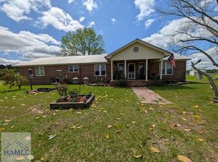 611 Mikell Lake Rd, Screven, GA 31560