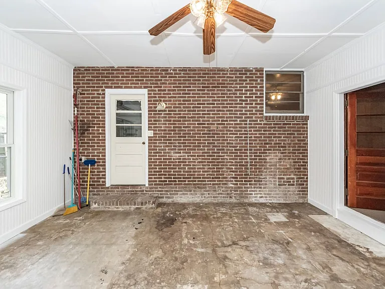 453 Wade Hampton Dr — Photo 30