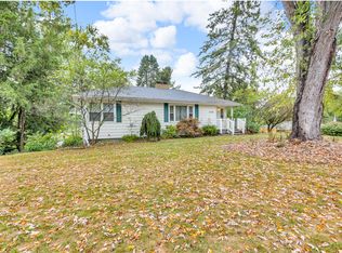 2100 Ridgeway Rd, Jackson, MI 49203