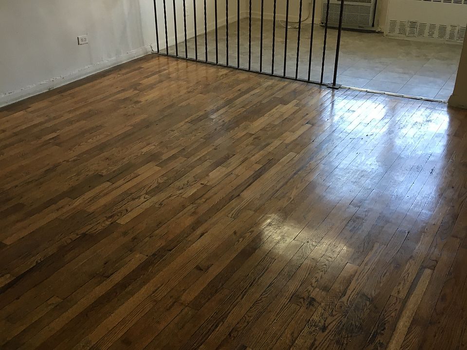 2nd image of 4030 75th St APT 3C
