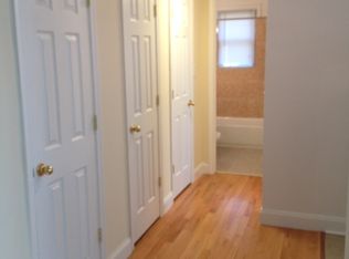 1011 44th St NE APT B, Washington, DC 20019