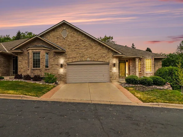 13009 Garvin Brook Ln, Apple Valley, MN 55124