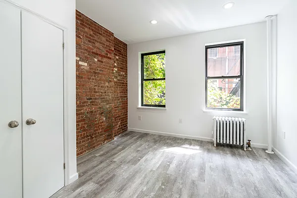 Rented by Corcoran | media 2