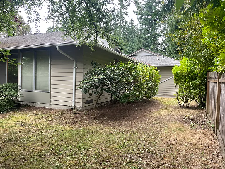2104 164th Ave NE — Photo 20