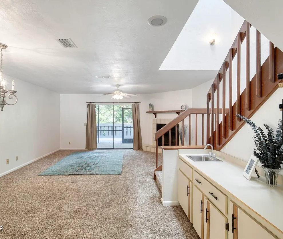 150 Limewood Pl — Photo 3