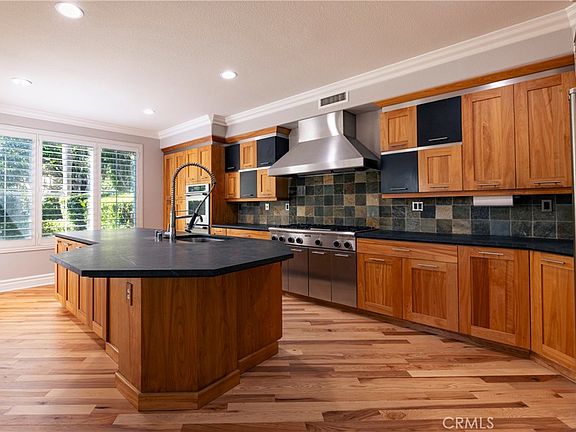 4th image of 1417 Sea Ridge Dr
