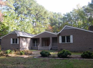 5579 White Hall Rd, Gloucester, VA 23061