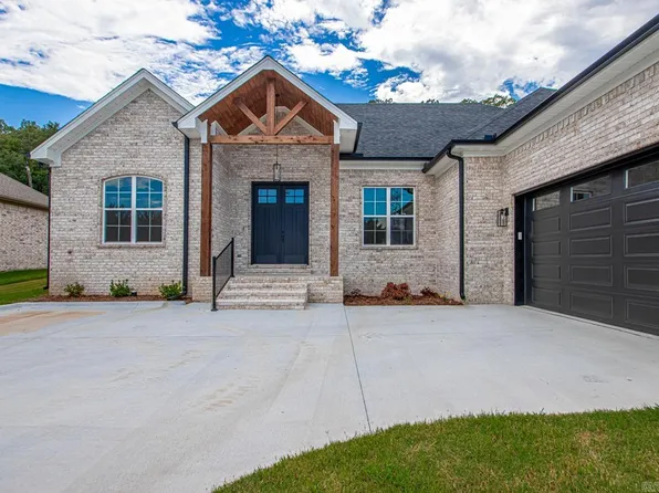 9225 Wooddale Dr, Sherwood, AR 72120