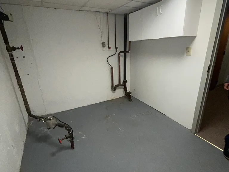 109 Sycamore Ln #B — Photo 10
