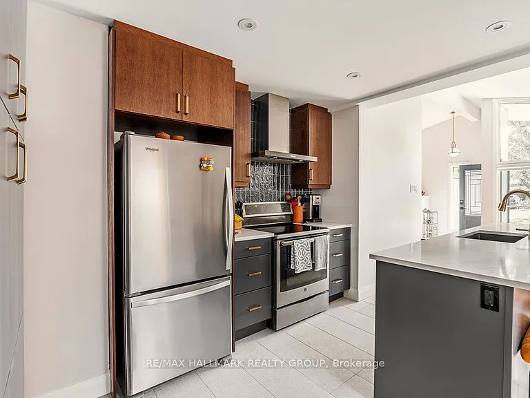199 Lennox Park Ave — Photo 16