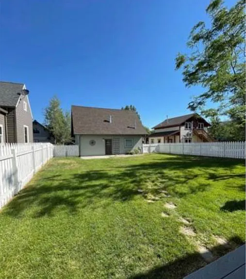 4517 W Babcock St — Photo 4