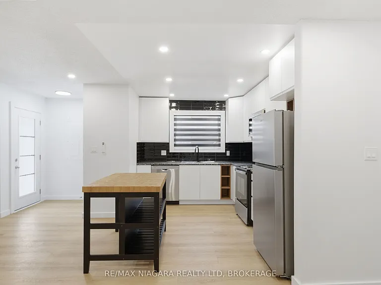 1361 Station St #1 — Photo 5