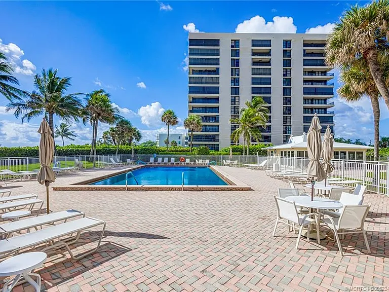 500 Ocean Dr #W-11 — Photo 72