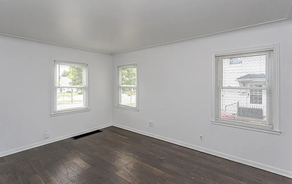 1 bed, 750 sqft, $1,100 — Photo 4