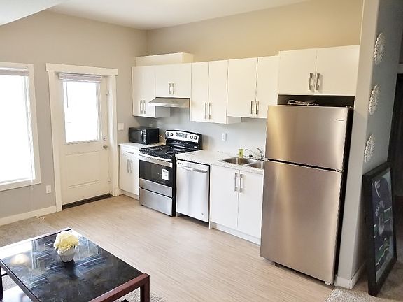 2nd image of 6602 Museum Way #200