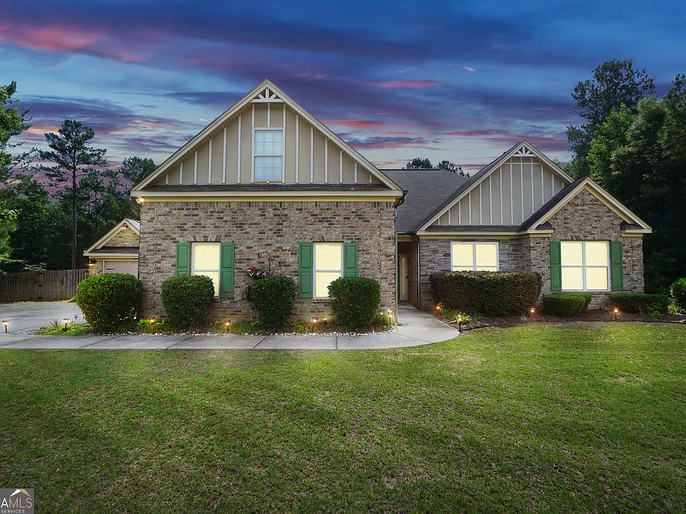 1st image of 205 Arborview Dr