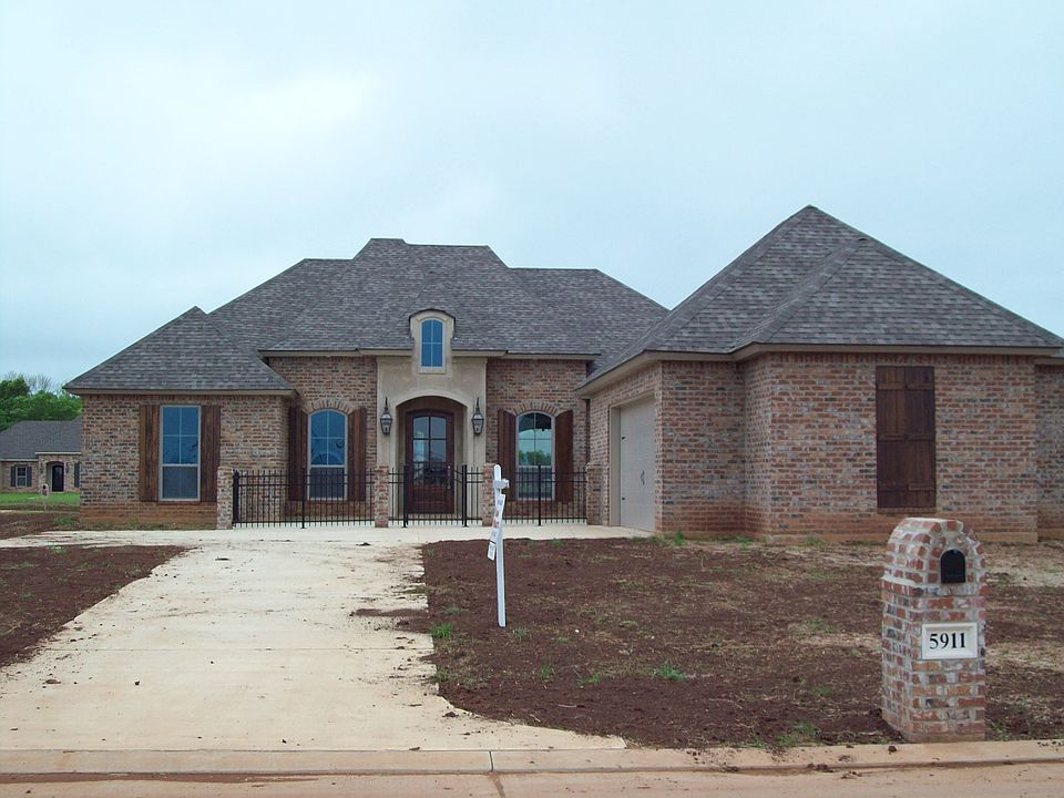1st image of 5911 Settlers Dr