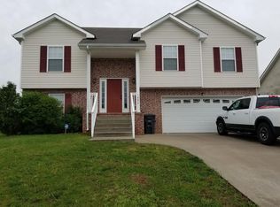 1893 Patton Rd, Clarksville, TN 37042