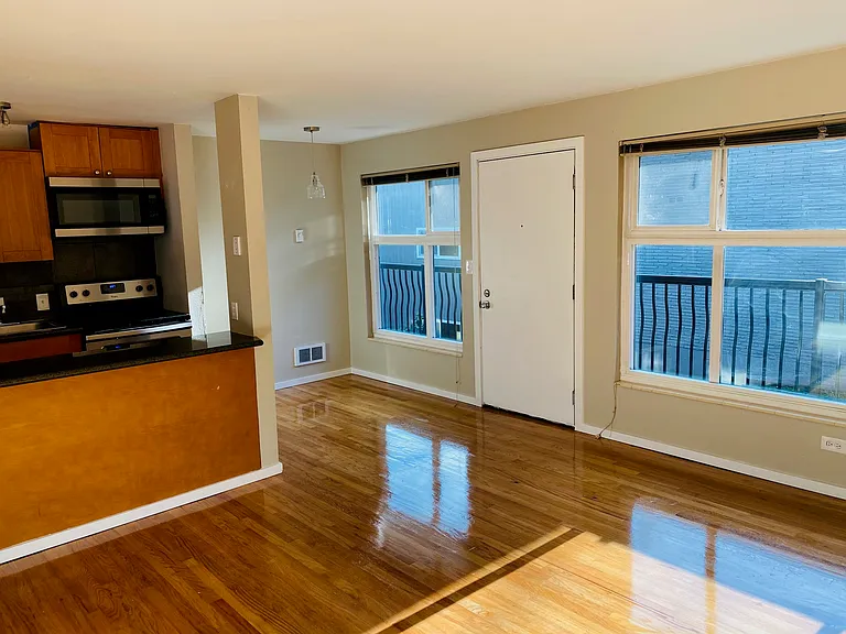 1226 Taylor Ave N #1 — Photo 15