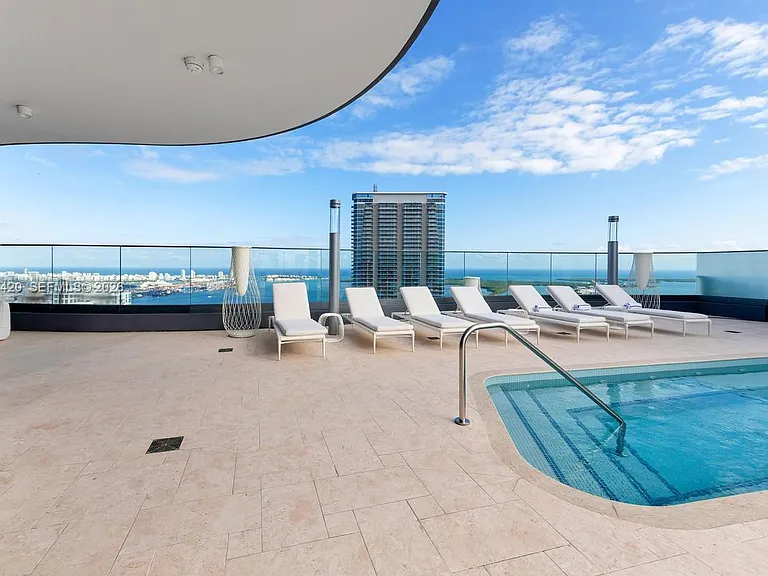 1000 Brickell Plz #Penthouse 6006 — Photo 36