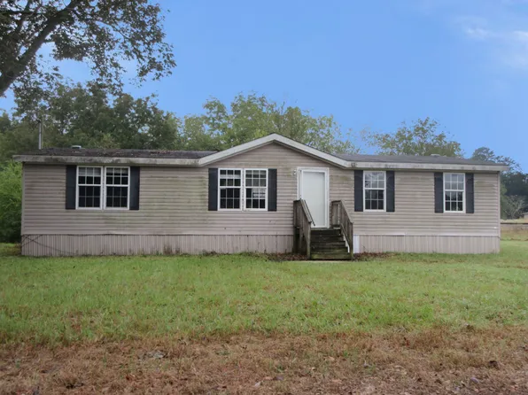 144 Caddo St, Keatchie, LA 71046