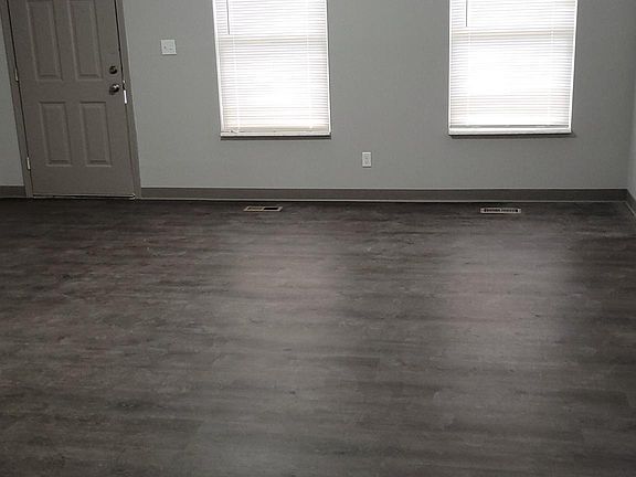 4th image of 6245 Wagner Ave