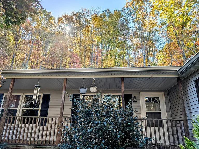 25 Silver Maple Ln — Photo 5