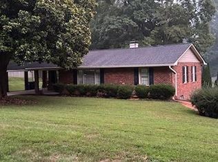 5400 Phillips Bridge Rd, Winston Salem, NC 27104