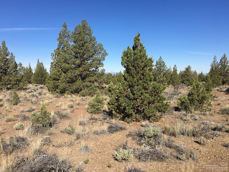 1st image of 0 SW Acacia Ln
