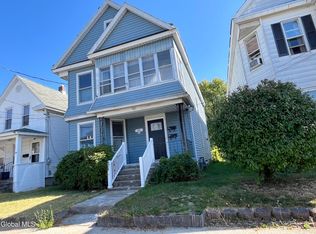 48 Chiswell St, Schenectady, NY 12304