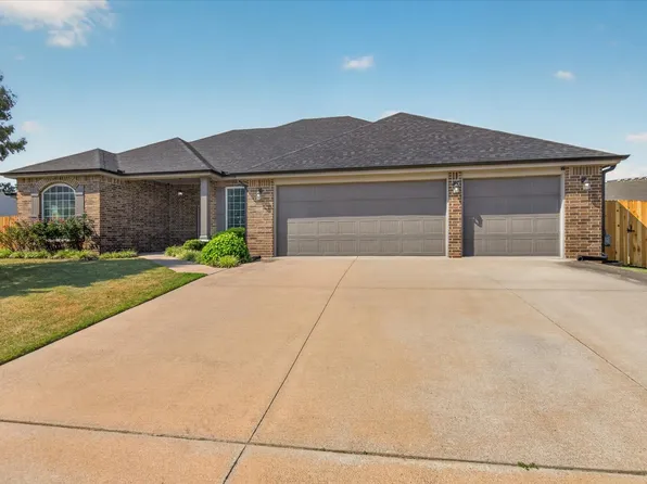 1019 Terri Dr, Bartlesville, OK 74006