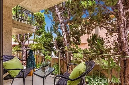 4350 Berryman Ave #8 — Photo 3