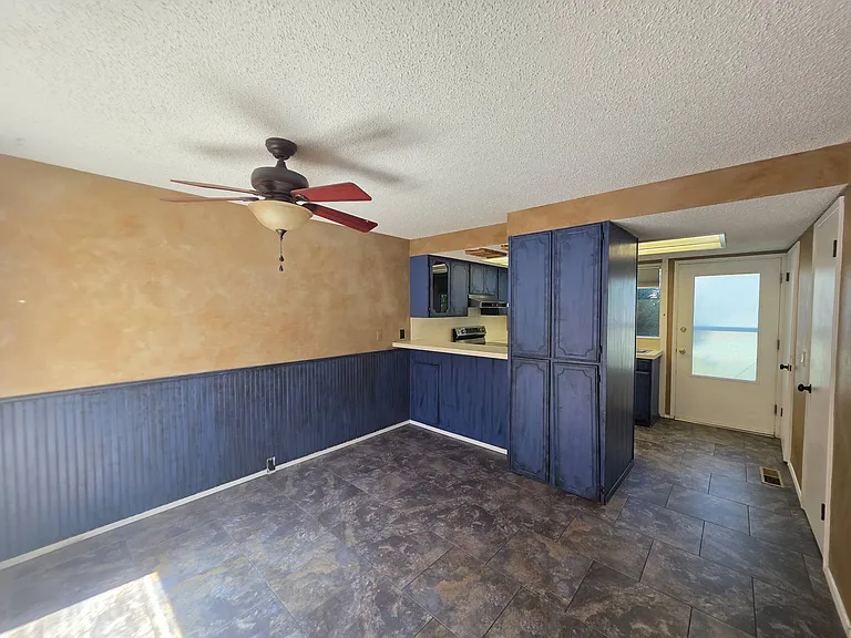 1623 Mowry Sq #1 — Photo 17