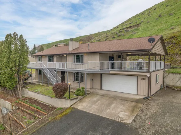 320 Adams St, Asotin, WA 99402