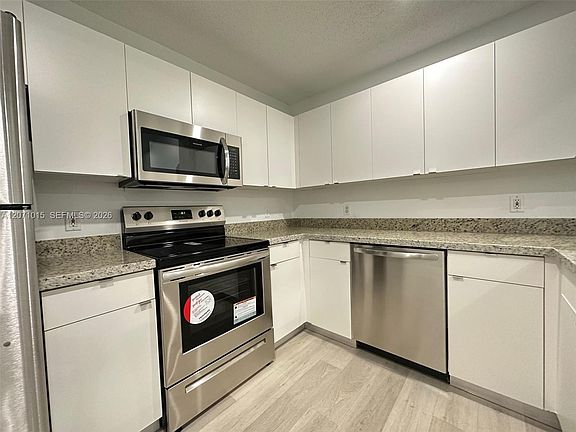 5th image of 4560 NW 107th Ave #30112