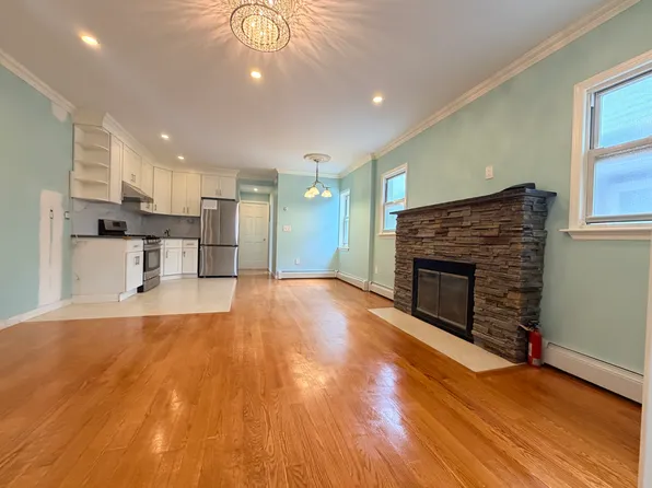 (undisclosed Address), Bayside, NY 11361
